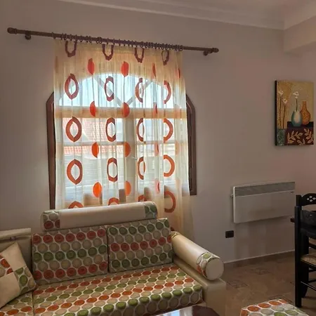 Private Detached House With Parking - Near Center Daire *