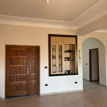 Private Detached House With Parking - Near Center * Berati